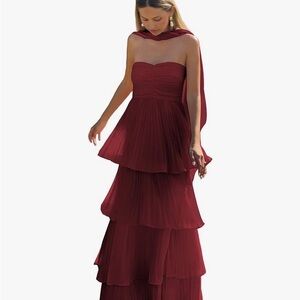 Elegant Burgundy Strapless Tiered Dress